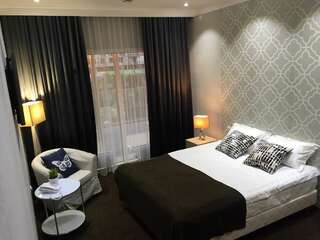 Отель Orynbor Boutique Hotel Нур-Султан Большой двухместный номер с 1 кроватью или 2 отдельными кроватями-1